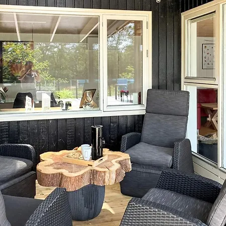 4 Star In Ans By Casa vacanze Roe
